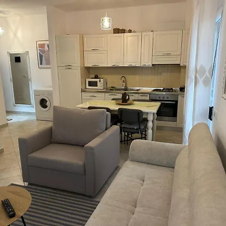 Sibora's Golem (Tirana)