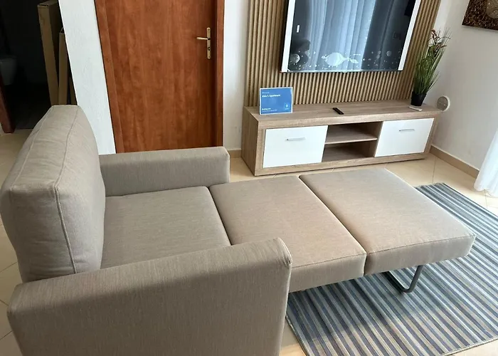 Sibora's Lägenhet Golem (Tirana)